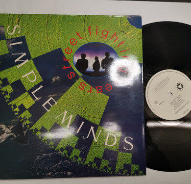 Simple Minds - Street Fighting Years