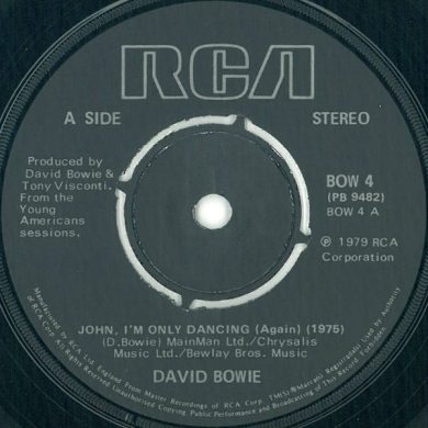 David Bowie - John, I'm Only Dancing (Again) (1975) / John, I'm Only Dancing (1972)