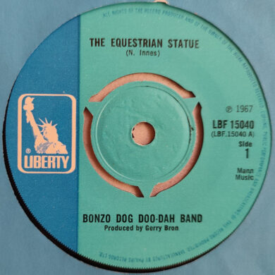 Bonzo Dog Doo-Dah Band - The Equestrian Statue