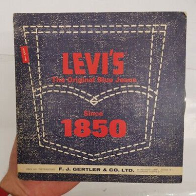 The Majorettes - White Levi's